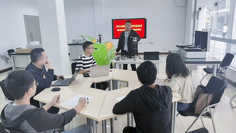 教师资格证培训课程：揭秘优缺点，助你明智选择